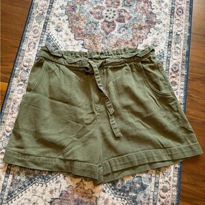 Old Navy extra high waist utility shorts